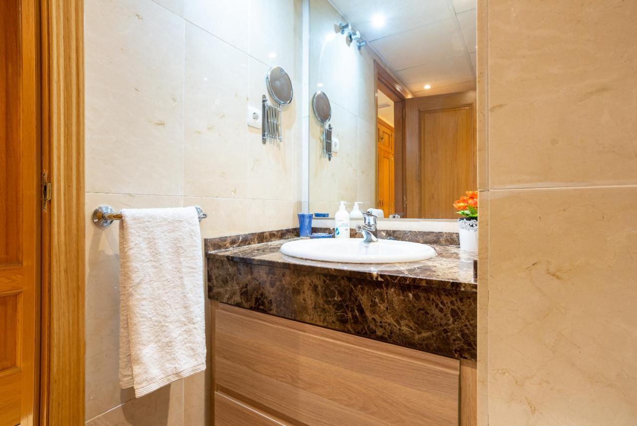Apartamento Con Parking Puerto Nuevo 8 Málaga Buitenkant foto